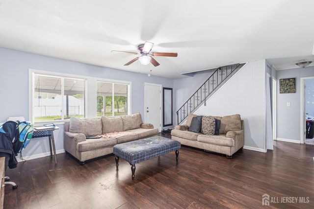 2 Budhollow Lane, Willingboro, NJ 08046