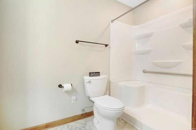 214 Lorrie Lynn Court, Evansville, IN 47715