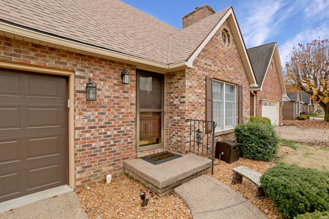 214 Lorrie Lynn Court, Evansville, IN 47715