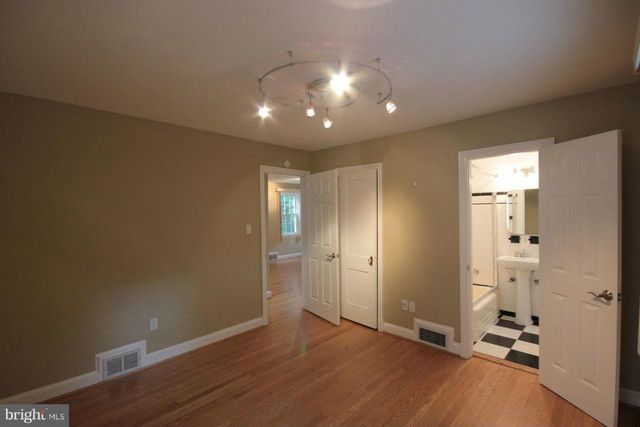 3931 6TH ST S, Arlington, VA 22204