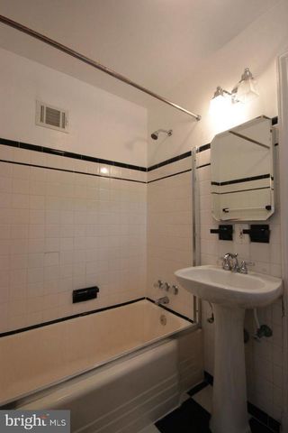 3931 6TH ST S, Arlington, VA 22204