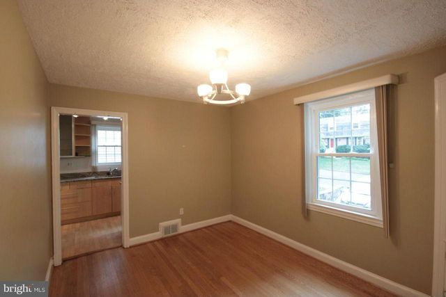 3931 6TH ST S, Arlington, VA 22204