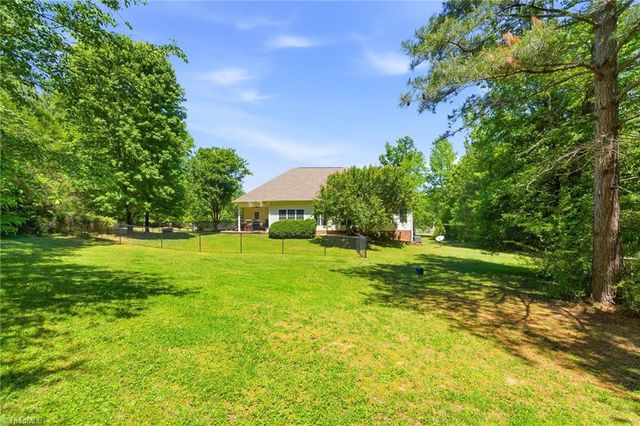 217 Dressage Court, Mebane, NC 27302
