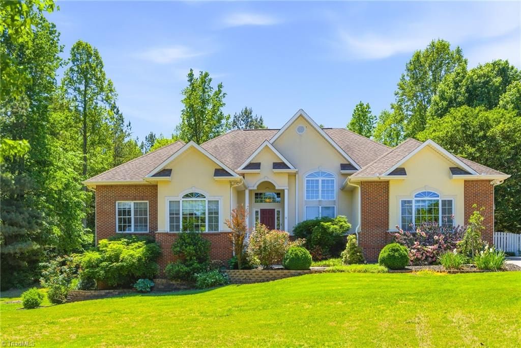 217 Dressage Court, Mebane, NC 27302