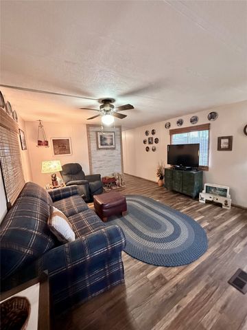 177 County Road 1556, Alba, TX 75410
