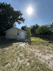 321 N 11th Street D, Fort Pierce, FL 34950