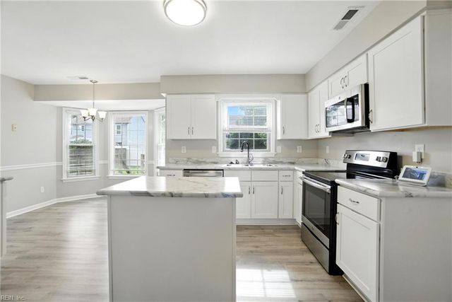 1605 Ledge Hill CT, Virginia Beach, VA 23456