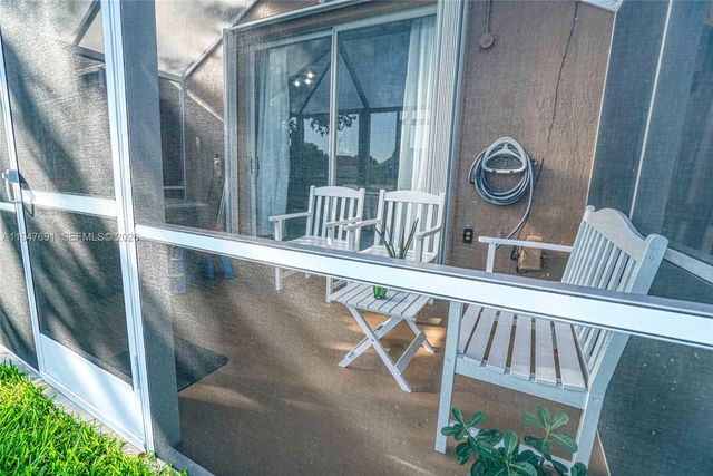 1261 Presidio Dr 5-42, Weston, FL 33327