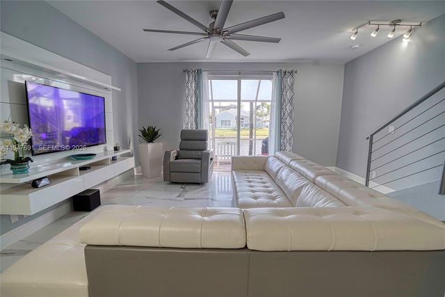 1261 Presidio Dr 5-42, Weston, FL 33327