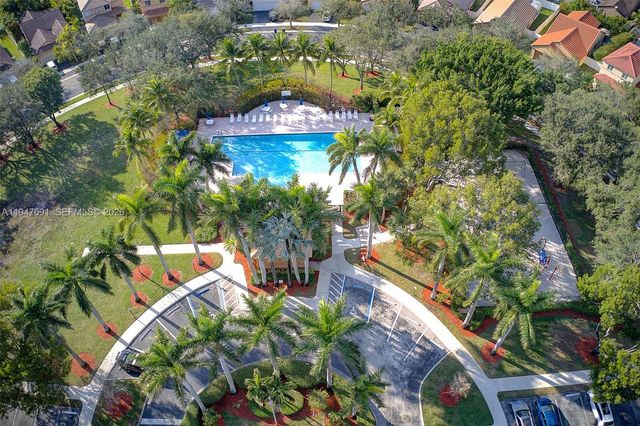 1261 Presidio Dr 5-42, Weston, FL 33327