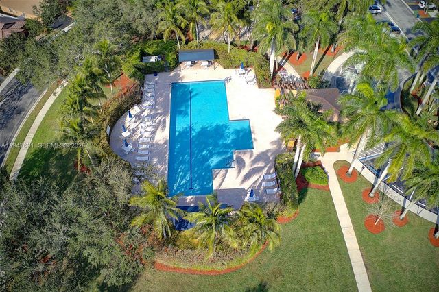 1261 Presidio Dr 5-42, Weston, FL 33327