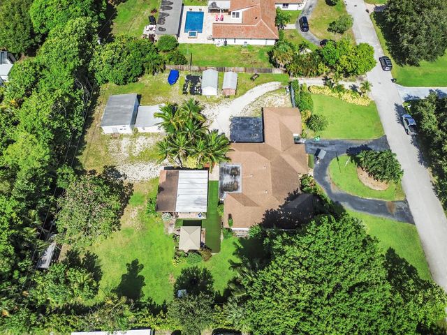 4580 Glenwood Drive, Coconut Creek, FL 33066
