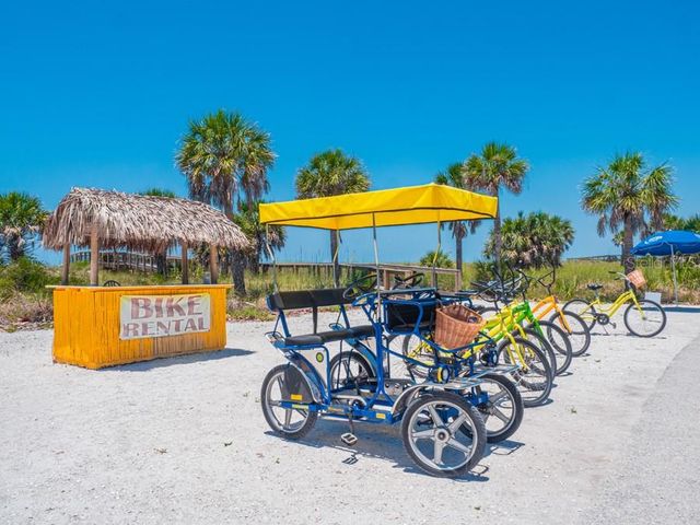 324 MADEIRA CIRCLE, Tierra Verde, FL 33715