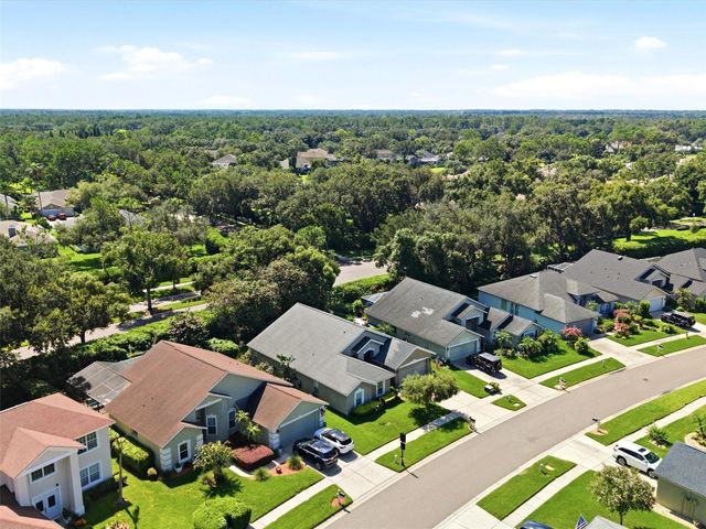 3306 FOX SQUIRREL LANE, Valrico, FL 33596