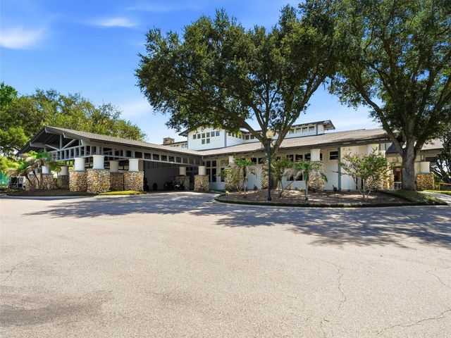 3306 FOX SQUIRREL LANE, Valrico, FL 33596