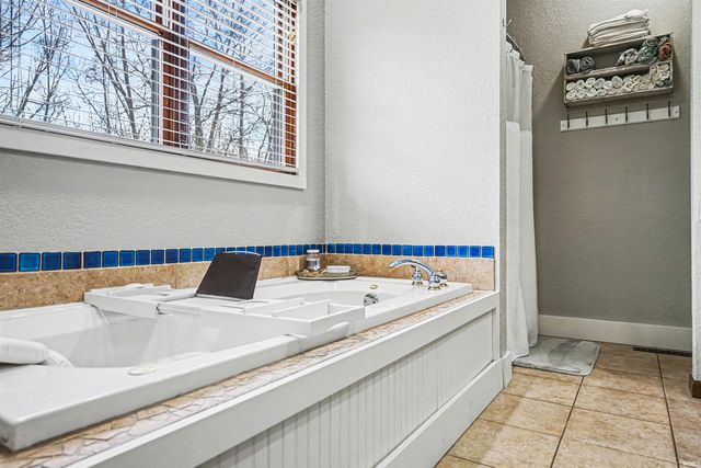 7290 W 350 N, Shipshewana, IN 46565