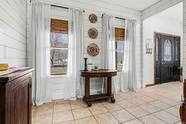 7290 W 350 N, Shipshewana, IN 46565