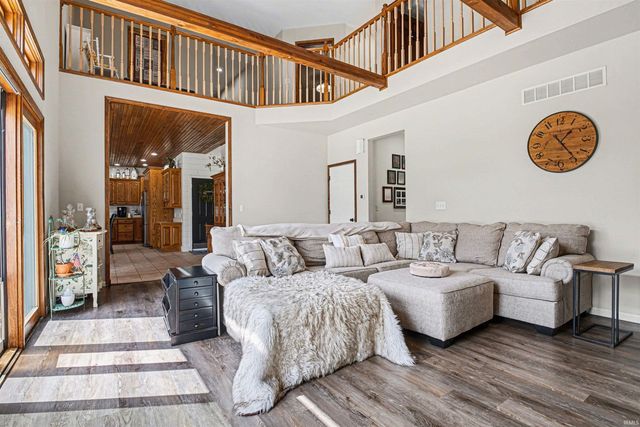 7290 W 350 N, Shipshewana, IN 46565