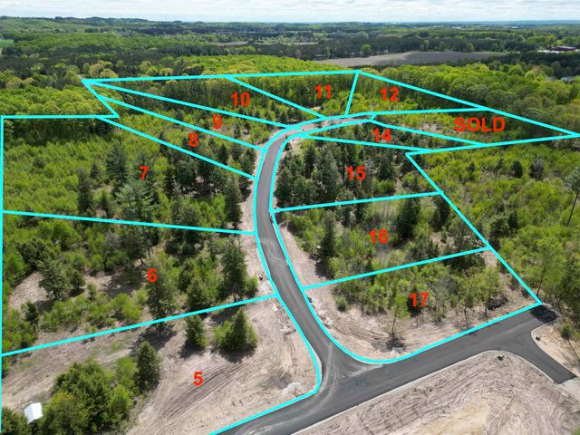 8886 Hemlock Hill Drive, Traverse City, MI 49685