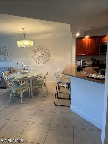 1950 W Crown Pointe BLVD B106, Naples, FL 34112