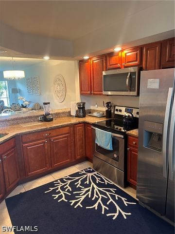 1950 W Crown Pointe BLVD B106, Naples, FL 34112