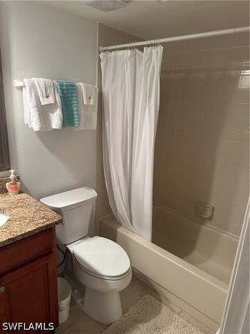 1950 W Crown Pointe BLVD B106, Naples, FL 34112