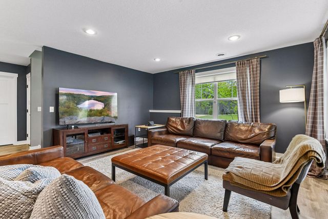264 Benton Avenue, Wayzata, MN 55391