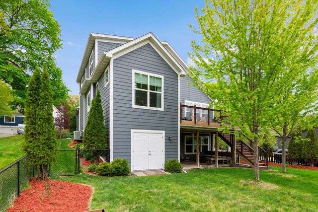 264 Benton Avenue, Wayzata, MN 55391