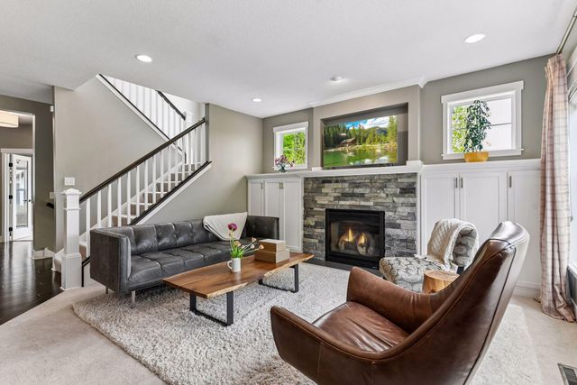 264 Benton Avenue, Wayzata, MN 55391