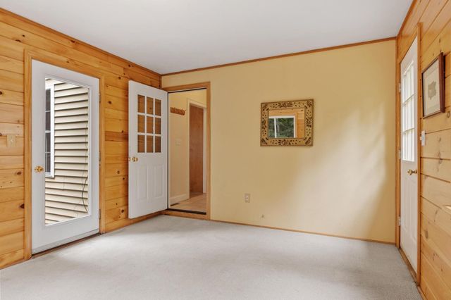 71 Nicolle Ter, Gardner, MA 01440