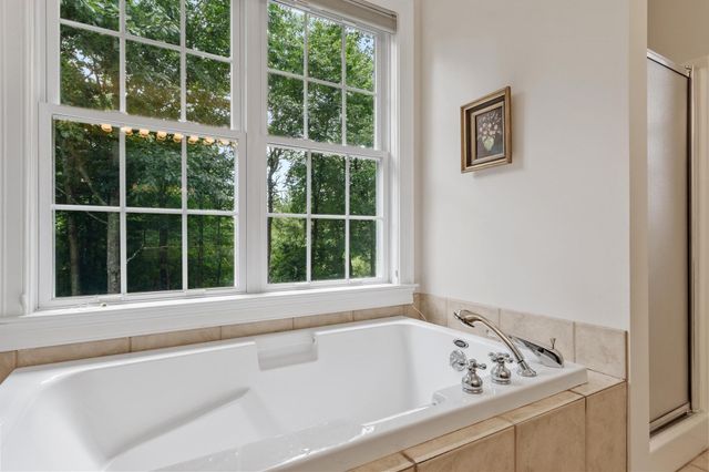 71 Nicolle Ter, Gardner, MA 01440