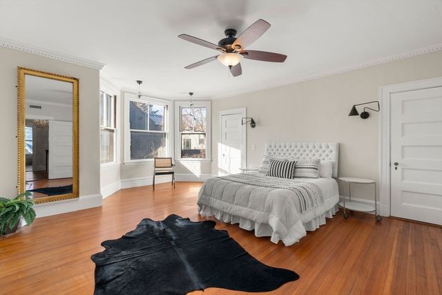 929 Beacon St, Newton, MA 02459