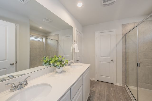 5804 Brookville Drive, Fort Worth, TX 76179