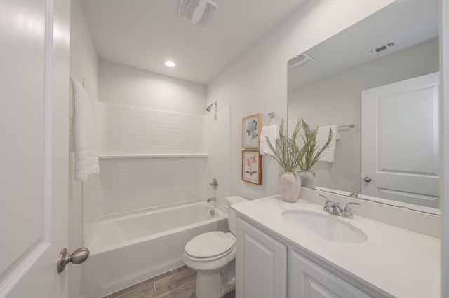 5804 Brookville Drive, Fort Worth, TX 76179