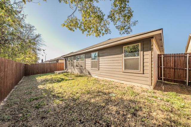 5804 Brookville Drive, Fort Worth, TX 76179