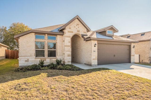 5804 Brookville Drive, Fort Worth, TX 76179