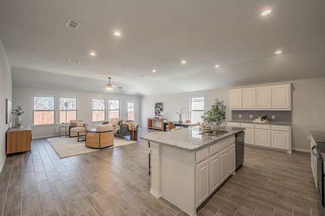 5804 Brookville Drive, Fort Worth, TX 76179