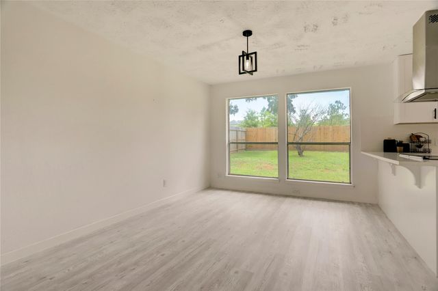7926 Windy Creek Drive, Houston, TX 77040