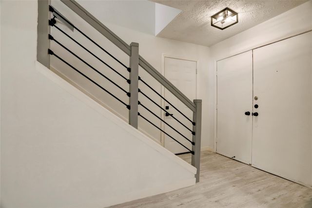 7926 Windy Creek Drive, Houston, TX 77040