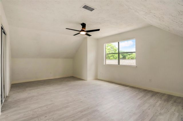 7926 Windy Creek Drive, Houston, TX 77040