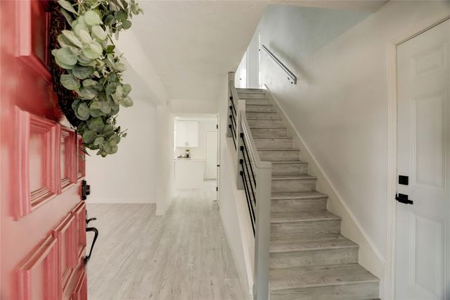 7926 Windy Creek Drive, Houston, TX 77040