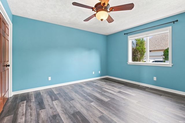 4010 Augusta Lane, Elkhart, IN 46517