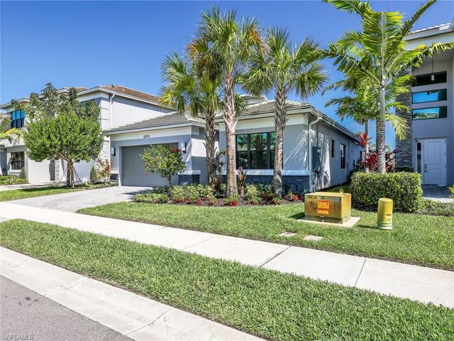 12779 Woodbury DR, Estero, FL 33928
