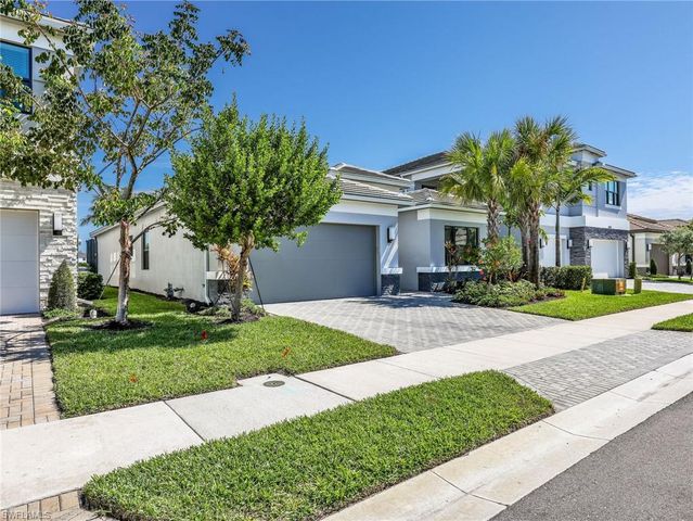 12779 Woodbury DR, Estero, FL 33928