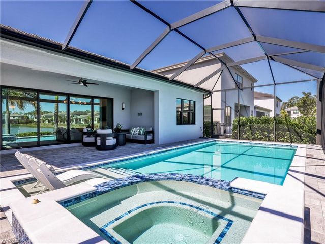 12779 Woodbury DR, Estero, FL 33928