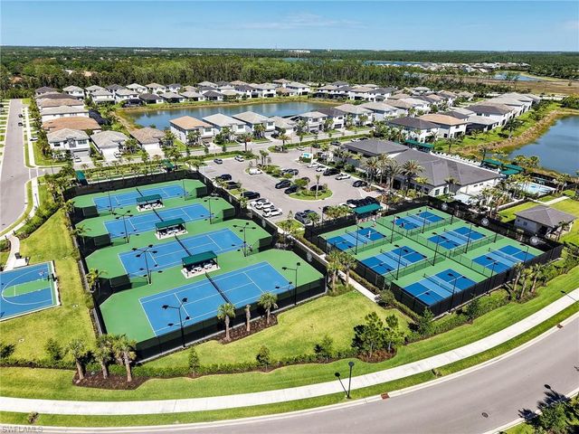 12779 Woodbury DR, Estero, FL 33928