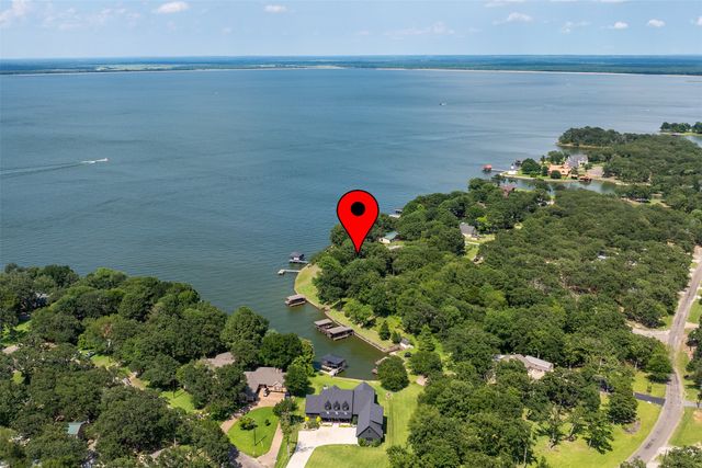 109 Lakeside Lane, Streetman, TX 75859