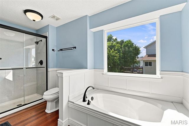 3537 Canyon Creek Drive, St Charles, MO 63303