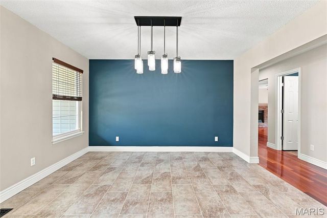 3537 Canyon Creek Drive, St Charles, MO 63303