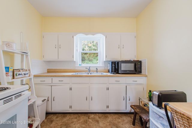 541 University Ave, Louisville, KY 40206